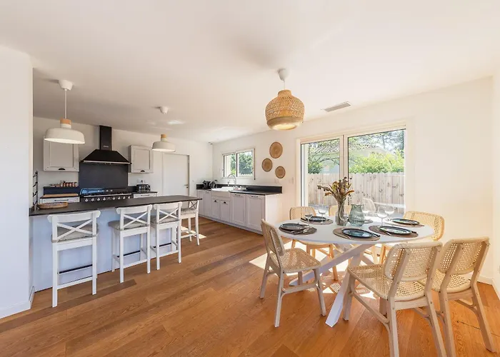 度假居 Cazaline - Piscine Privee *