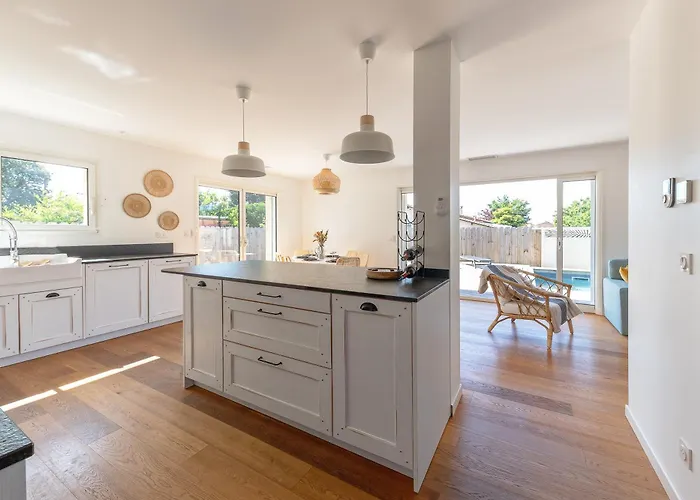 Cazaline - Piscine Privee